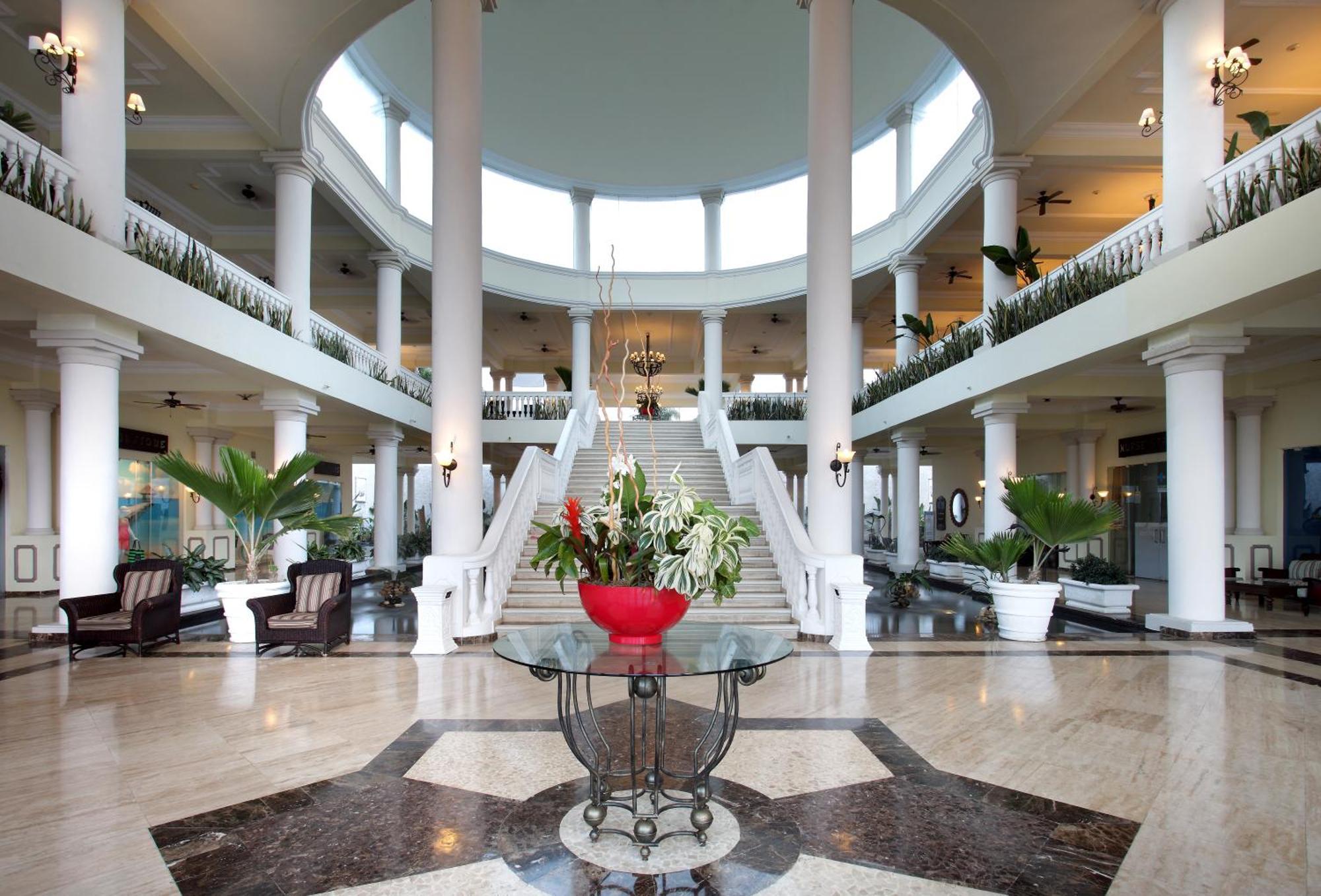 The Signature Level At Grand Palladium Lady Hamilton Resort & Spa Lucea Exterior foto